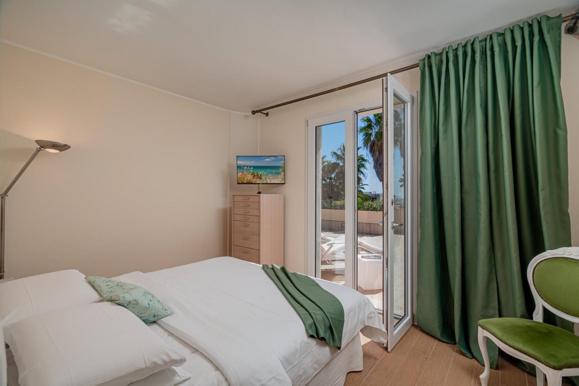 Appartamento Residenze Su Loi La Maddalena  Esterno foto